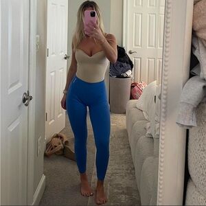 Dfyne Sleek High-Waist Blue Performance Leggings